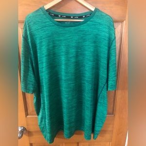 TekGear DryTek wicking tee shirt.   Size 3XB.   Green Heather.   Lightly worn.